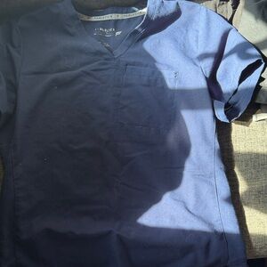 Fabletics Women's Blue Short Sleeve scrub top